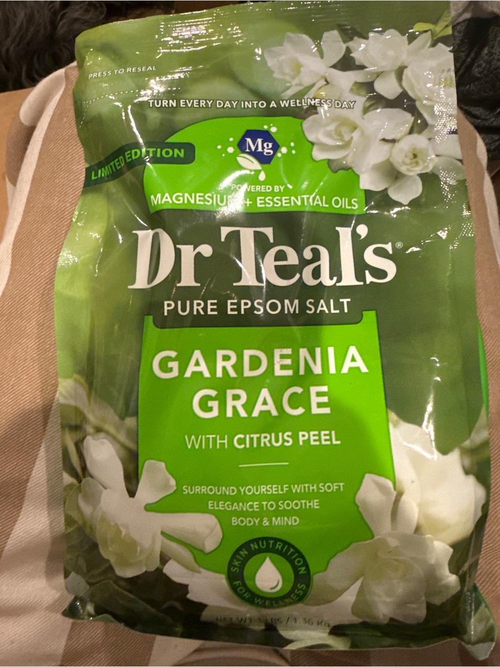 Gardenia Grace Pure Epsom Salt with Citrus Peel - Green 3lbs